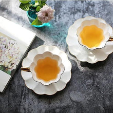 Load image into Gallery viewer, Flores Tea Cup &amp; Saucer
